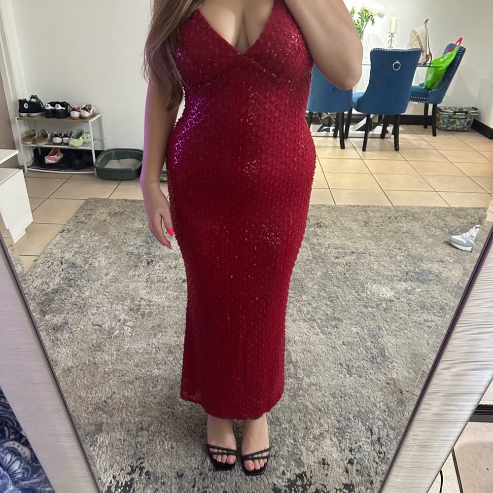 Windsor Red Sleeveless V-Neck Maxi Dress
